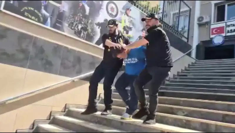Ümraniye'de 600 Bin Liralık Gasp Şoku: Film Gibi Takip ve Yakalanma!