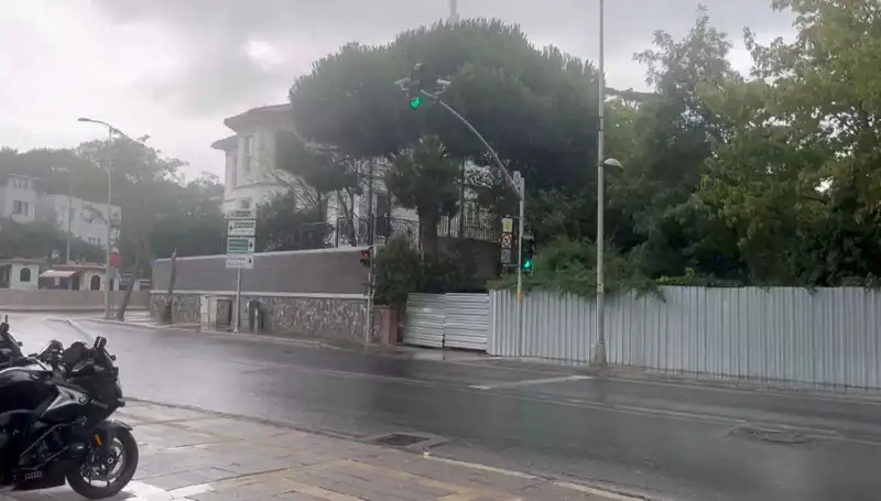 İstanbul'u Vuran Sağanak Yağışlarla Birlikte Hava Durumu Nasıl Etkilenecek?
