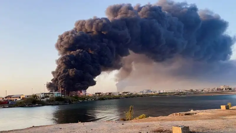Port Sudan’da Patlamalar: Havalimanı ve Ordu Üssü Neden Vuruldu?