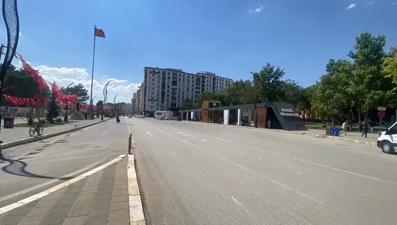 Elazığ’da Sokaklar Neden Boş? Şehirdeki Sessizliğin Arkasındaki Gerçekler