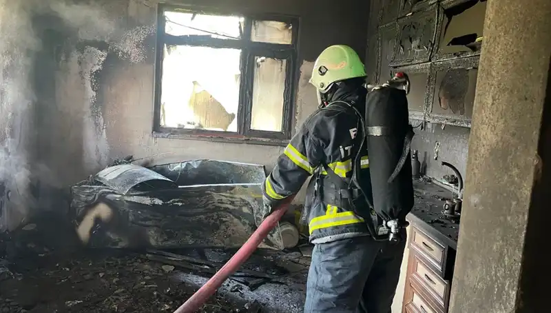Yangında Mutfağını Kaybeden Aile, Hayatlarını Yeniden Kuruyor