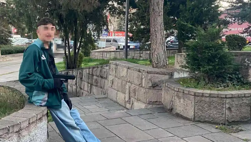 Yol Verme Kavgası Korkunç Sonuçlandı: Üç Kardeş ve Babaları Tutuklandı