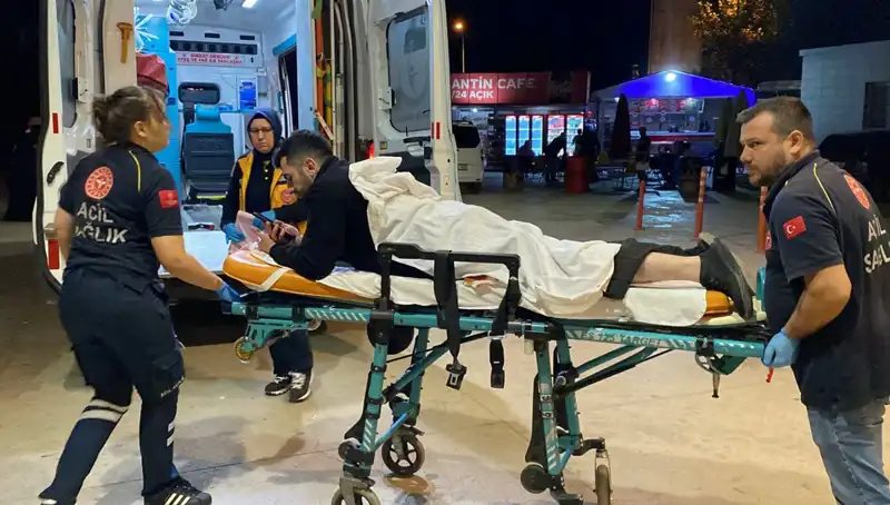 Kavga Eden Çiftçi Uyardı: Bacağından Bıçaklanan Yürek Burkan Olay