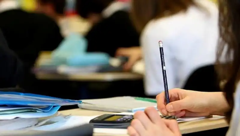 Üniversite Kontenjanlarındaki Düşüş: Geleceğin Eğitim Manzarası Nasıl Şekilleniyor?