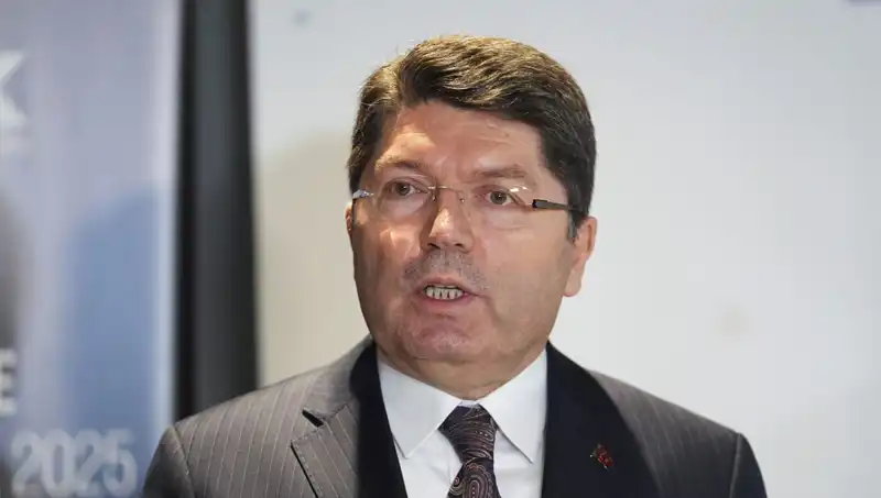 Yılmaz Tunç'tan 10. Yargı Paketi Açıklaması: Hukuk Sisteminde Devrim Mi Bekleniyor?
