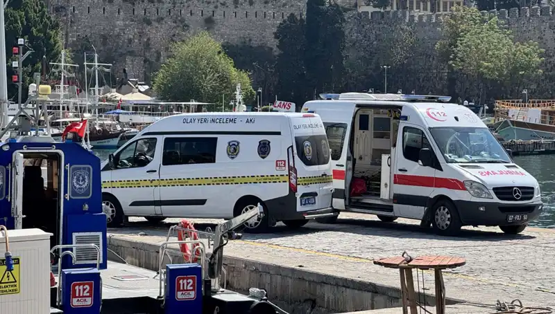 Antalya’da Denizde Bulunan Ceset, Tatilcileri Korkuttu