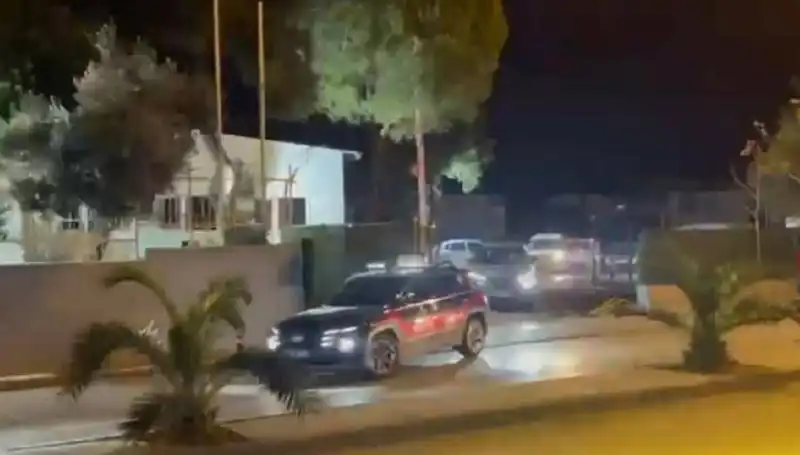 İzmir'de Şok Operasyon: 141 Hükümlü Ele Geçirildi!