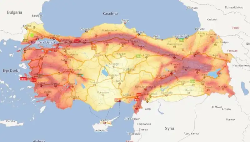 Evimin Altında Fay Hattı Var mı? İşte Deprem Riski Taşıyan 45 İl ve 110 İlçe