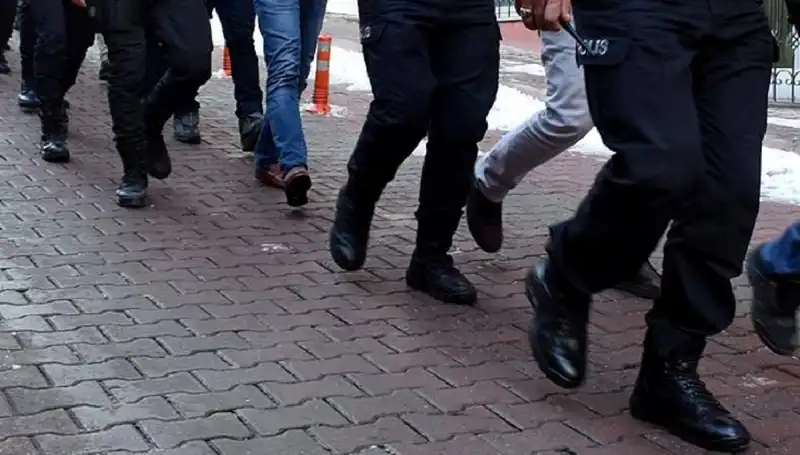 MİT ve Emniyet'ten FETÖ Köklerini Kazıyan Yeni Operasyon