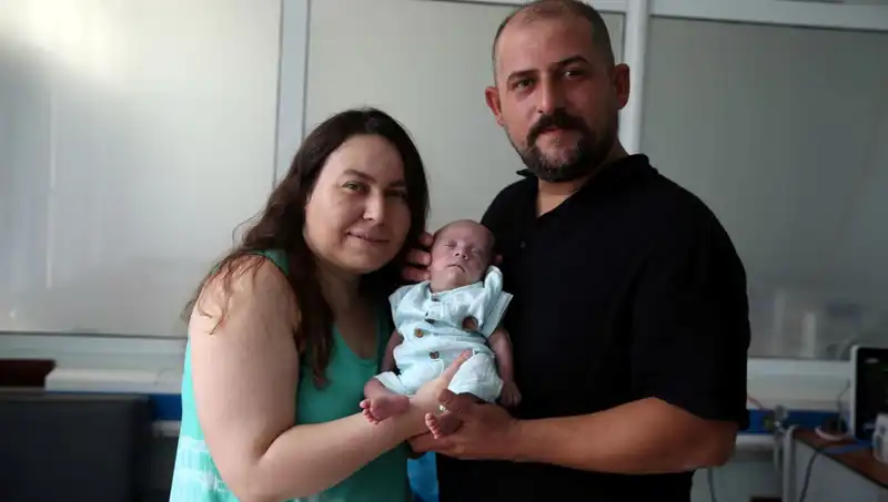 800 Gram Doğdu: 5 Aylık Bebeğin Olağanüstü Hayat Mücadelesi