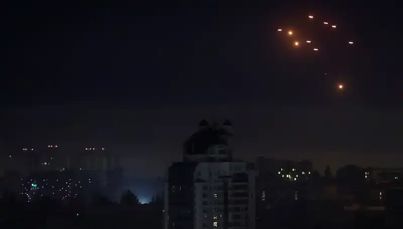 Rusya’nın Kiev’e Hava Saldırısı: Sumi'de 11 Köy İçin Tahliye Emri Verildi
