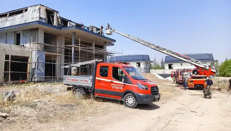 Ankara Gölbaşı'ndaki Villalarda Yangın Korkutan Anlar Yaşattı
