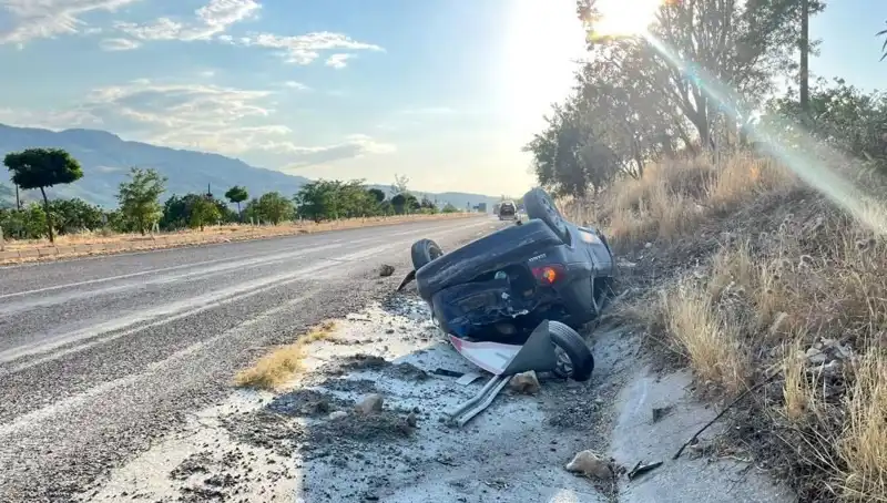 Adıyaman'da Otomobil Takla Attı: Şans Eseri Yaralanan Yok