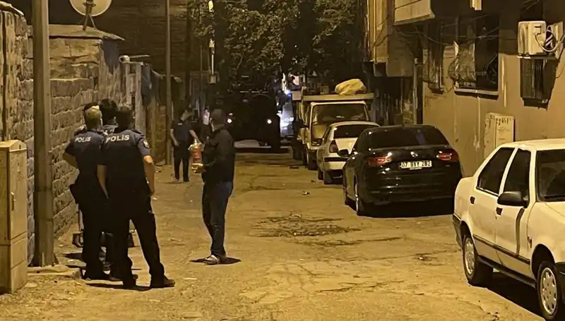 Polise Ateş Açan Şahıs, Yaralı Olarak Ele Geçirildi!