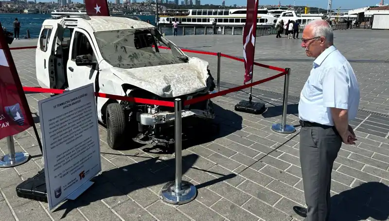 15 Temmuz Darbe Girişimi: Tankların Ezdiği Araçlar Sergilendi