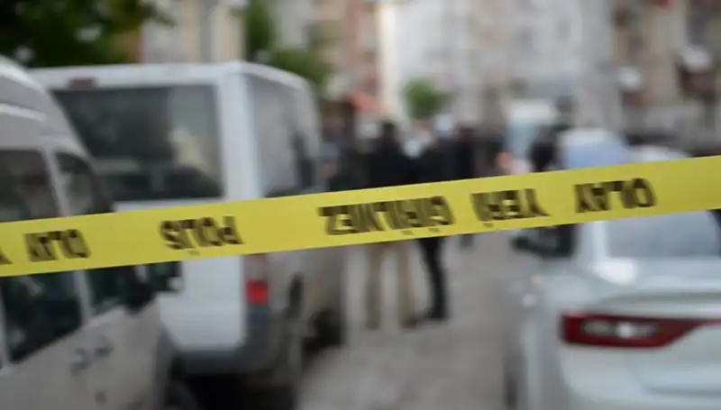 Gün Ortasında Kanlı Kavga: Satır ve Bıçakla Çatışma!